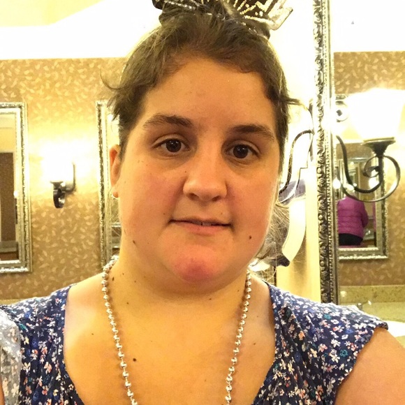 Meet your Posher, Taren - Picture 1 of 1